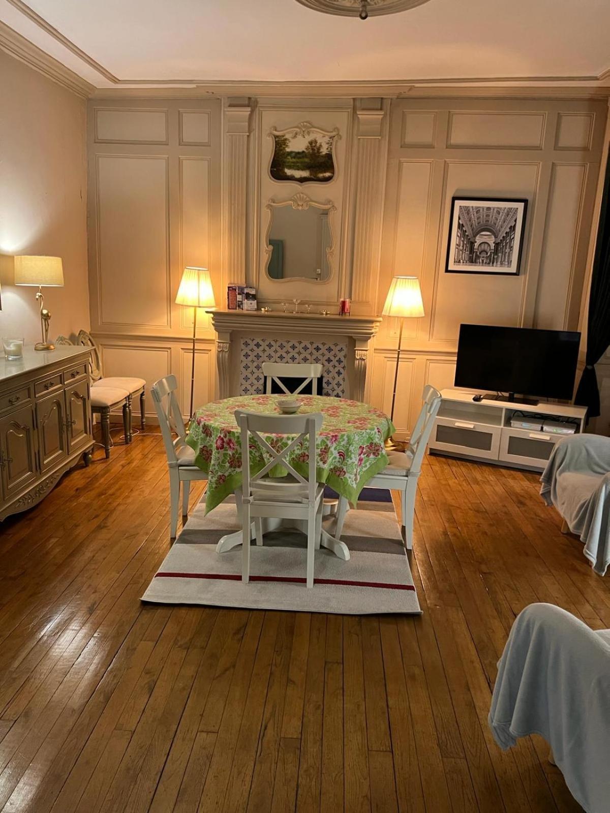 Eglantine Appartement Centre Historique De Dinan Kültér fotó