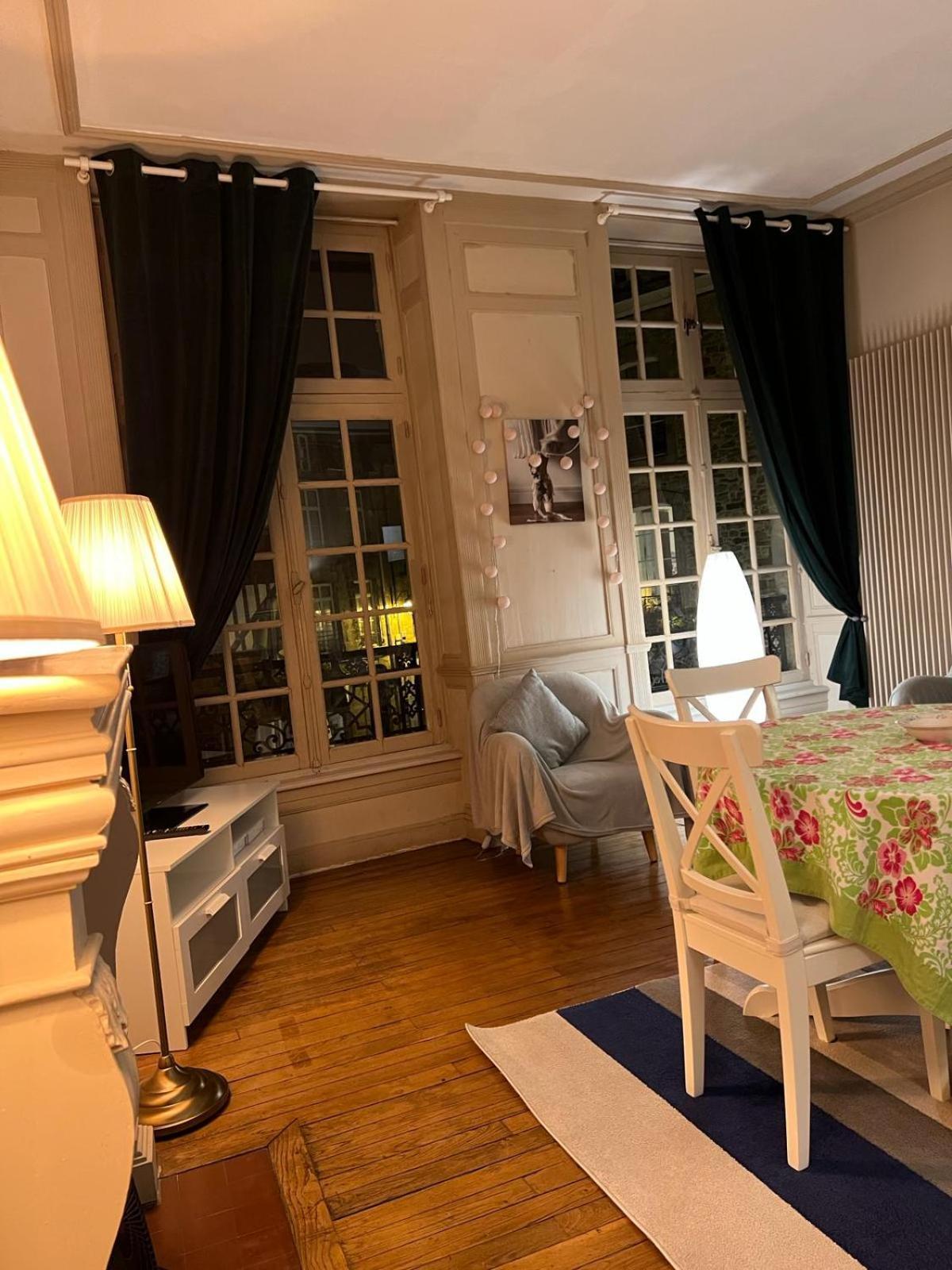 Eglantine Appartement Centre Historique De Dinan Kültér fotó